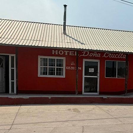 Hotel Dona Crucita 크릴 외부 사진