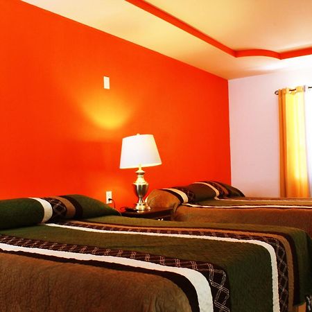 Hotel Dona Crucita 크릴 외부 사진